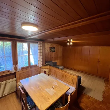 Gemuetliche Und Rustikale *