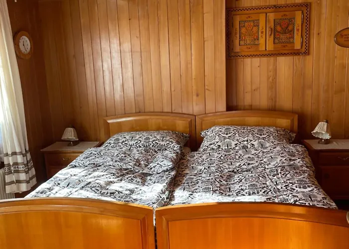 Gemuetliche Und Rustikale *