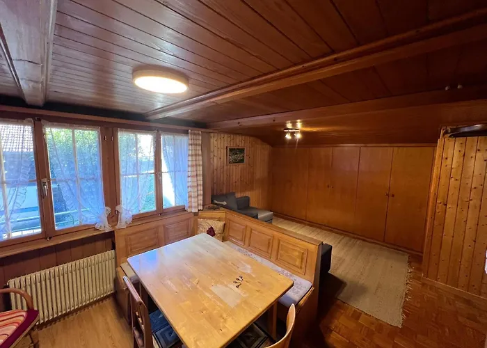 Gemuetliche Und Rustikale *